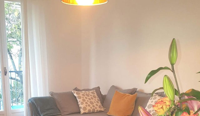 Family apartment near the train station and the city center