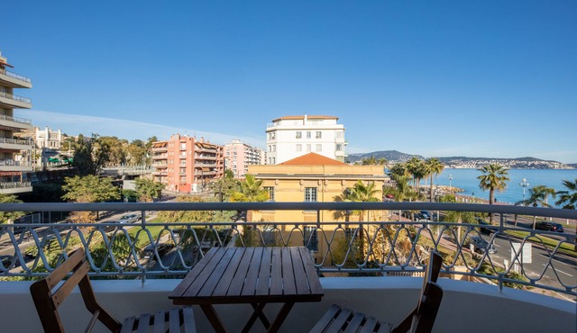 Family Apartment sea View