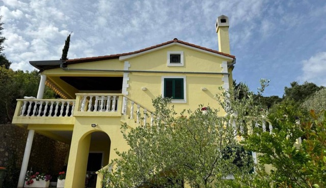 Family Apartment Sofija - Three Bedroom Apartment with Terrace