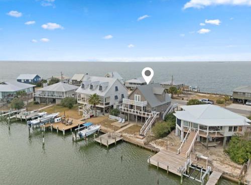Family Bayfront Paradise &Fishing Dock on Dauphin Island
