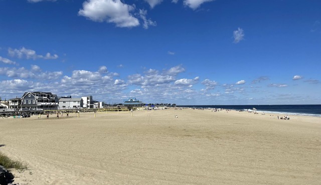 Family Beach Retreat in Perfect Location