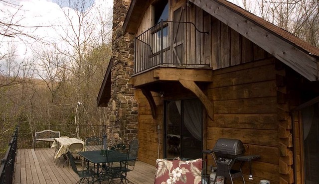 Family Cabin Vacation Getaway with Waterfall Views in Northwest Arkansas