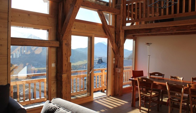 Family chalet in Verchaix