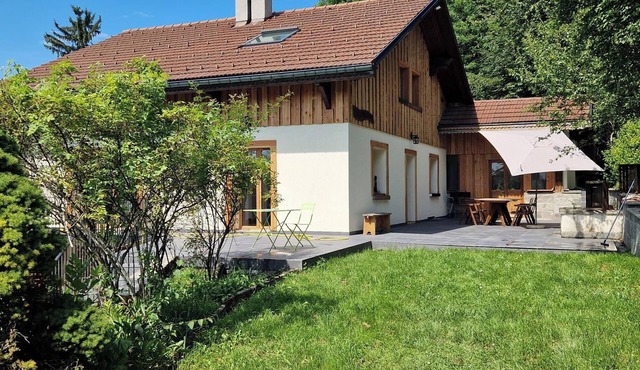 Family chalet with breathtaking views of the valley