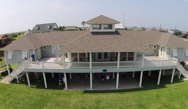 Family, Church & Corporate Retreat - Sleeps 40, 8 bedrooms, 10 bathrooms