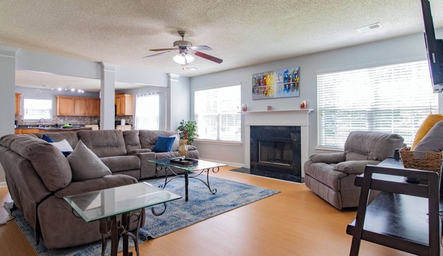 Family & Corporate Friendly Home in Metro Atlanta