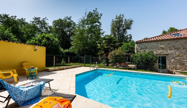 Family cottage, quiet, close to shops, private pool - Agen Sud-Ouest