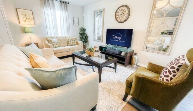 Family Cottage Cozy Family Gem near SeaWorld Lackland
