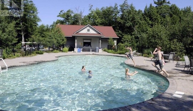 Family Cottage on Lake Joseph