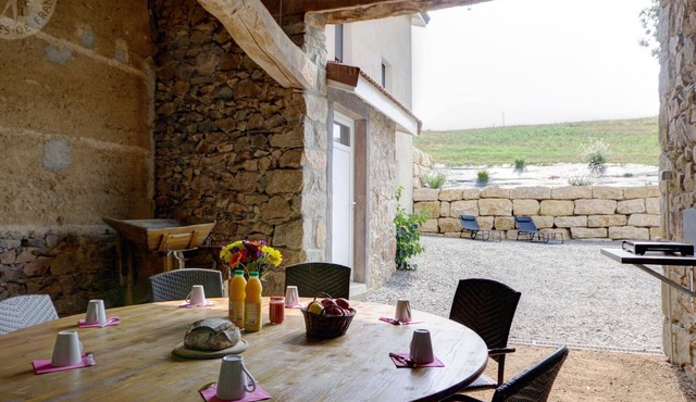 Family cottage with fiber, in the peaceful Monts du Lyonnais