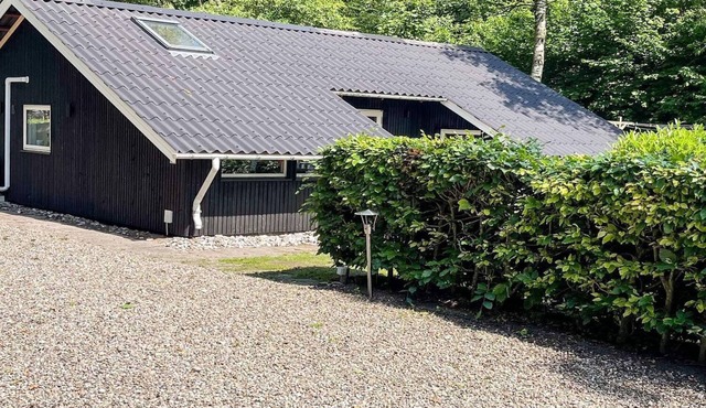 Family Cottage with Terrace and Lawn