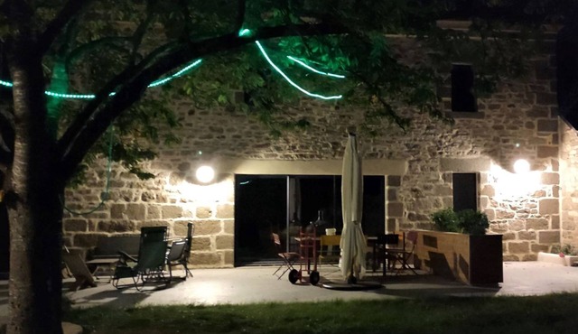 Family country house 8 km from the beach