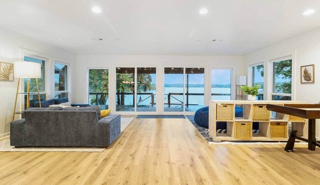Family Cove Retreat - newly remodeled!