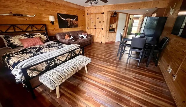 Family Deluxe Lodge Suite: full kitchen + arcade + walk to pool and rodeo