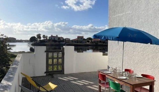 Family detached house facing the pond 4GLYC25