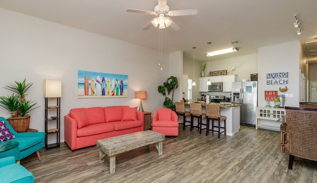 Family & Dog-Friendly Townhome with Two Heated Pools, Steps from Beach