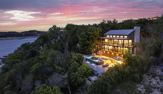 Family & dog friendly luxury waterfront home with pool, hot-tub and boat dock