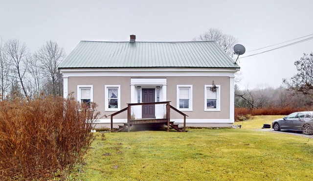 Family & Dog-Friendly Home, Full Kitchen, and High-Speed WiFi