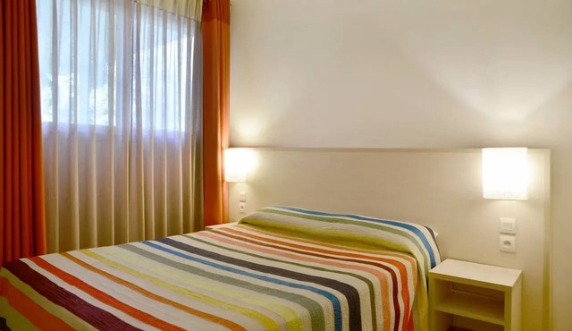 Family Escape w/Balcony Near Geneva& Jura Trails - Perfect for Nature Getaway!