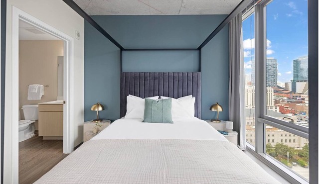 Family Escape in SoBro | Rooftop Pool & Balcony | Steps to Country Music Hall