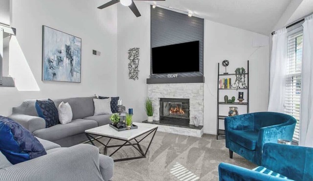 Family Favorite: Home Theatre: Pool Table:Sleeps 9