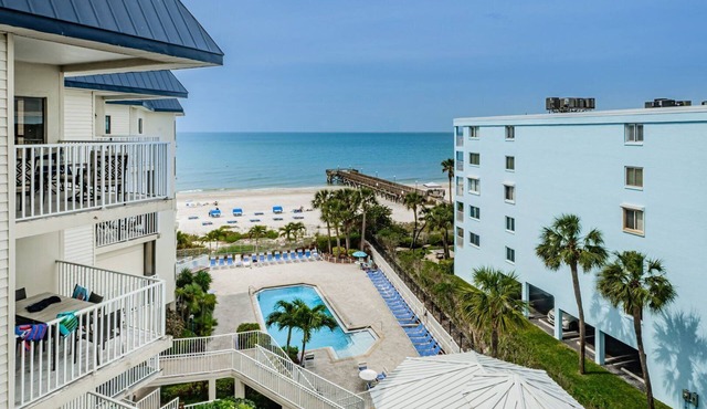 Family Favorite Location & Stunning Sunset views of the Gulf of Mexico ~ BP201