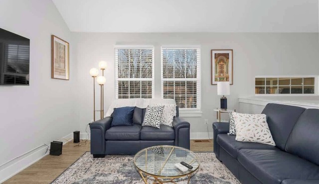 Family Favorite Near Geha/FIFA Stadium Sleeps 8