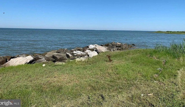 Family & fishermen friendly | Waterfront property | Chesapeake Bay