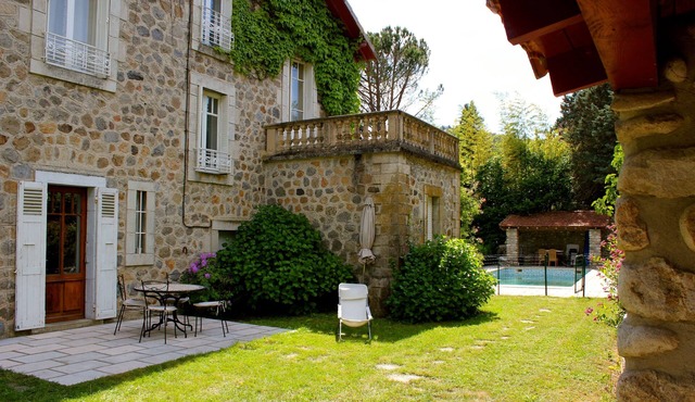 Family house in the heart of the Eyrieux valley