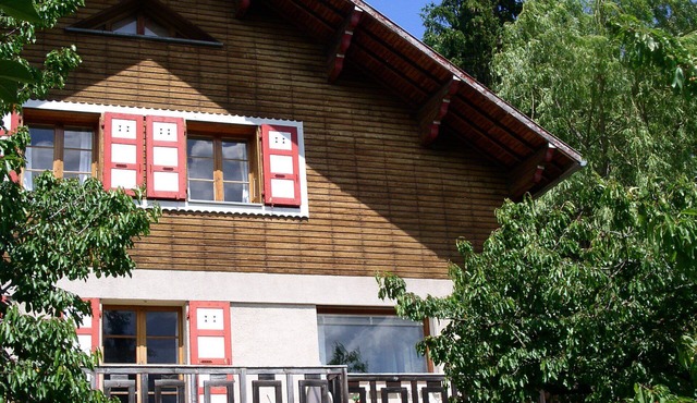 Family Chalet/Tribute/Friends/Large Dining Table/Large Rooms/Garden