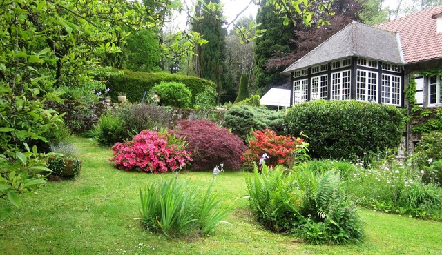 Family friendly accommodation near Limoges with a swimming pool