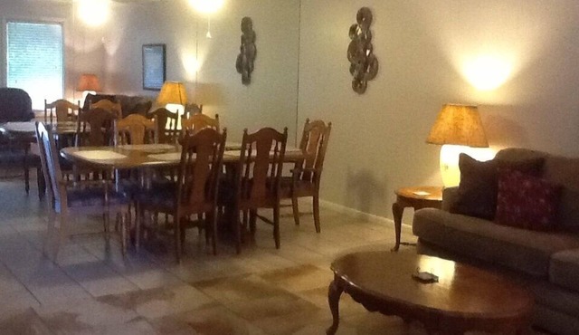 Family-Friendly Condo Near The Front Gate Of HSV, Newly Updated