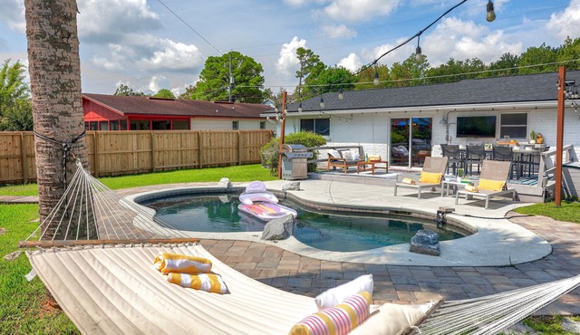 Family-Friendly Jax Beach Retreat with Heated Pool