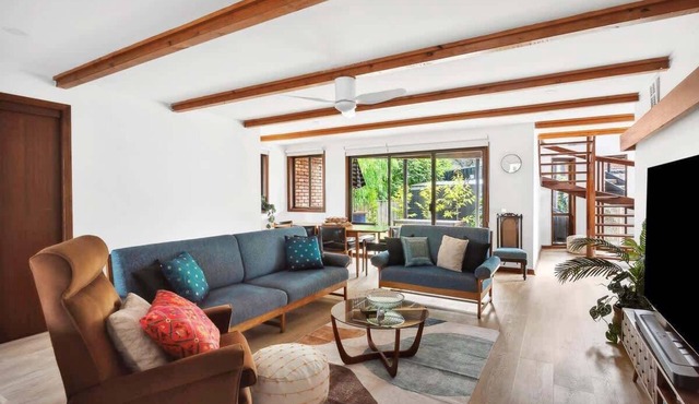 Family-Friendly Renovated 4BR Clifton Retreat