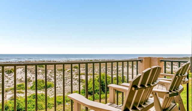 Family-Friendly Beach Escape W/Water Views, Shared Pool, Private Balcony & WiFi