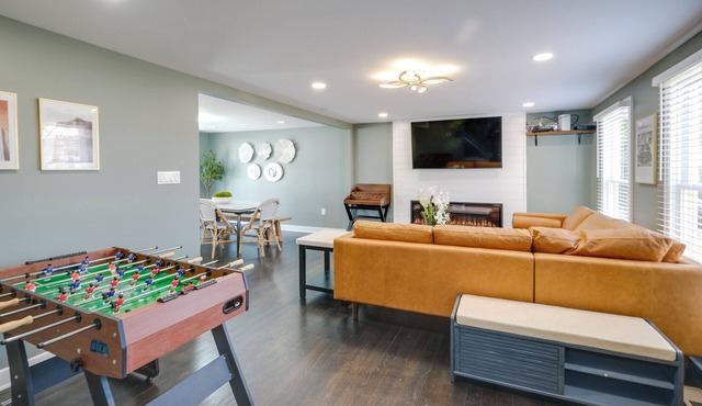 Family Friendly: Modern Apt in Fort Washington