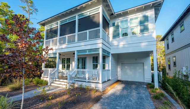 Family-Friendly Luxury in BMB – Bikes Included, Golf Cart Available