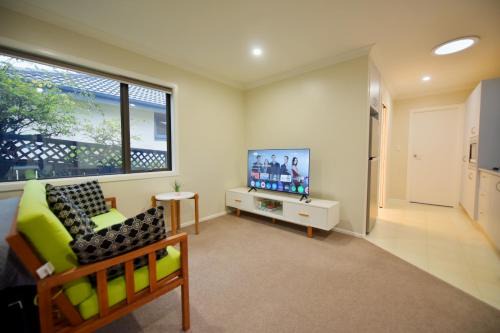 Family Friendly 1BR in Howick, Near Beach and Cafes