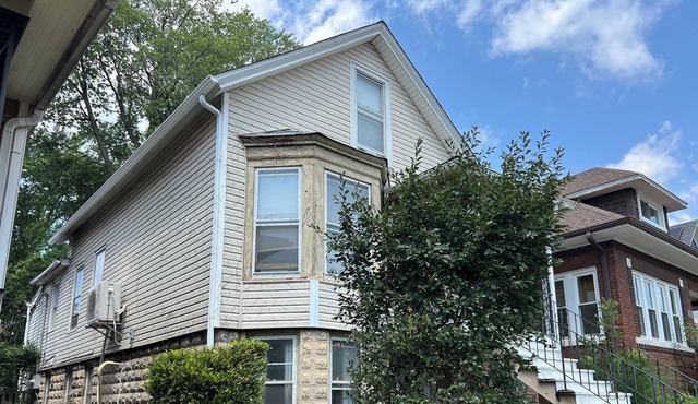 Family friendly 20 minutes from downtown Chicago 20 minutes from O'Hare airport.