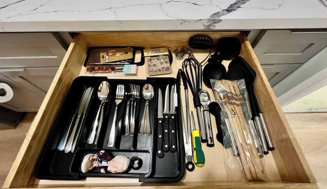 Family-friendly 2BD 2BA 2 Parkings Honolulu Home