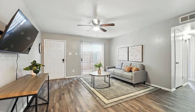 Family-Friendly 2Bd Midterm Stay I Parking Onsite