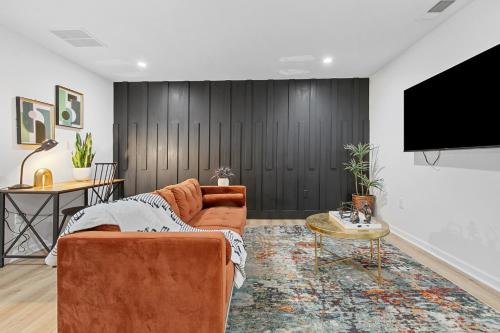 Family-Friendly 2BR Getaway