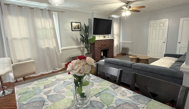 Family- Friendly 3 Bedroom Apartment, Great Location.