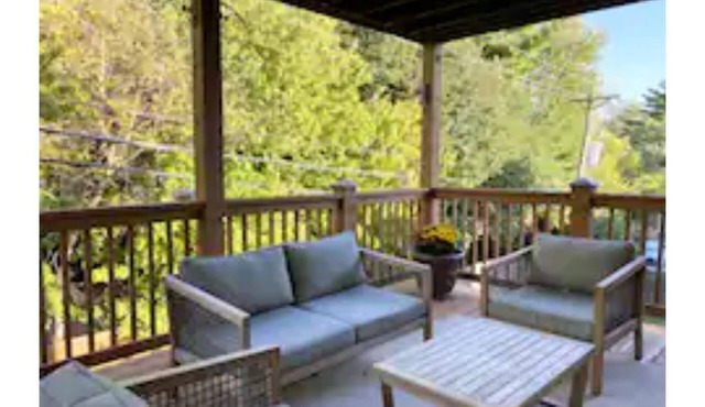 Family friendly 3-bedroom condo in Clayton