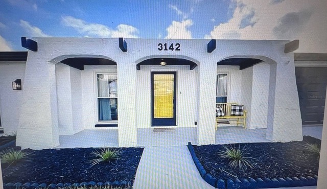 Family-Friendly 3 Bedroom 2 Bathroom home near Tarpon Springs