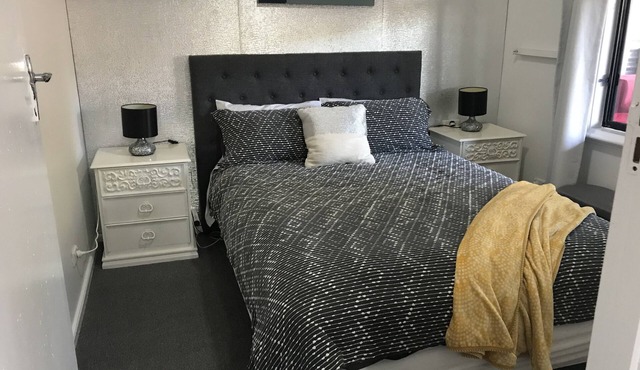 Family friendly 3 bedroom apt. pet friendly. Private setting