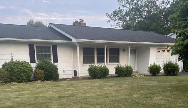 Family Friendly 3 BR Ranch-near RT 15 and Pa Turnpike-close to major attractions