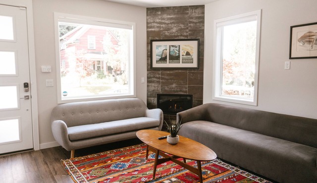 Family-friendly 3BR 5 mins from Downtown Portland