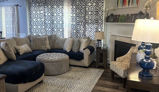 Family-Friendly 3BR Near ATL: Fenced Yard, Golf Cart & Pets Welcome