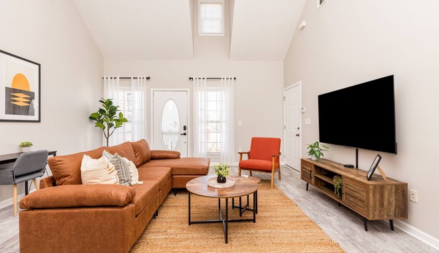 Family Friendly 3BR | RAFB | Fully Fenced Yard